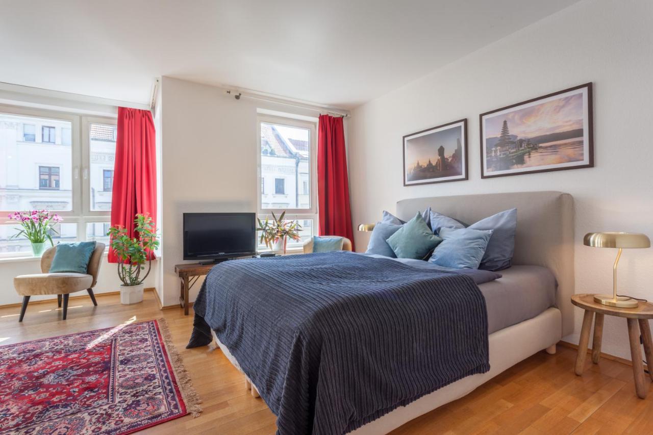 Schoenes Studio In Downtown Mitte Mit Balkon Berlin Kültér fotó