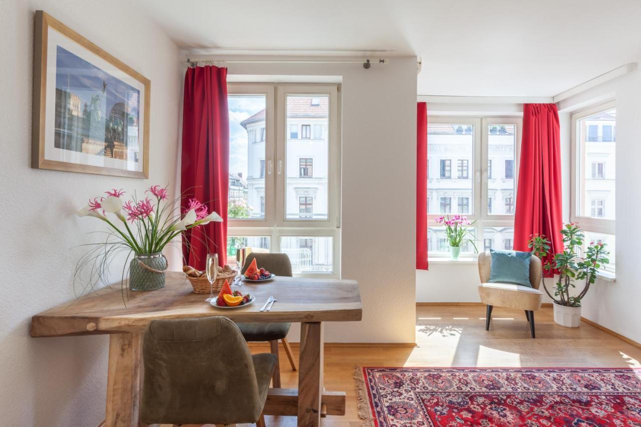 Schoenes Studio In Downtown Mitte Mit Balkon Berlin Kültér fotó